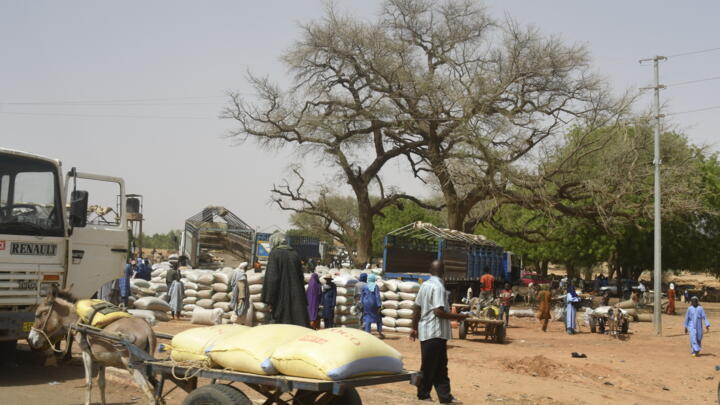 A file photo showing vendors selling goods at a market in the town of Tera in southwestern Niger near the border with Burkina Faso on June 9, 2022.