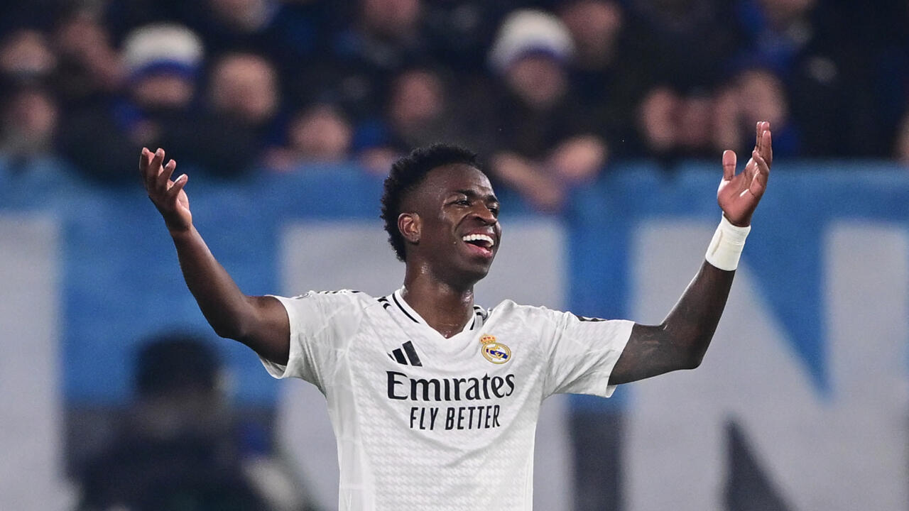 Real Madrid's Brazilian forward #07 Vinicius Junior reacts during the UEFA Champions League football match between Atalanta and Real Madrid at the Gewiss Stadium in Bergamo, on December 10, 2024.